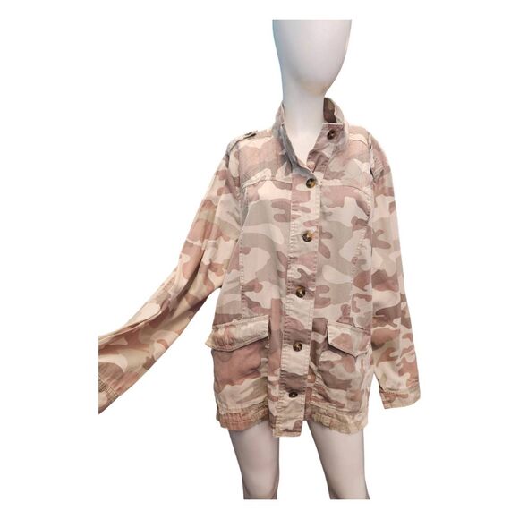 Maurices Jackets & Blazers - Maurices Pink Camo Jacket Womens size 2X Plus Size Fall